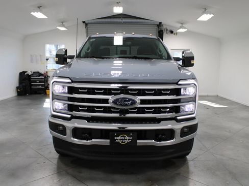 New 2026 Ford F250 Lariat w/ Chrome Package image 2