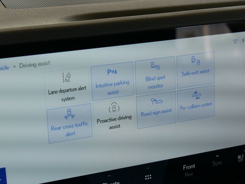 Used 2024 Lexus GX 550 w/ Cold Area Package AWD/4WD image 21