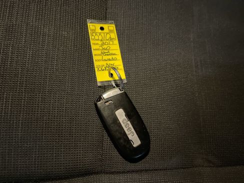 Used 2017 Jeep Grand Cherokee Laredo w/ Quick Order Package 23E image 26