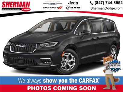Used 2026 Chrysler Pacifica Limited w/ S Appearance Package