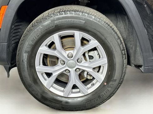Used 2022 Jeep Grand Cherokee L Limited AWD/4WD image 36