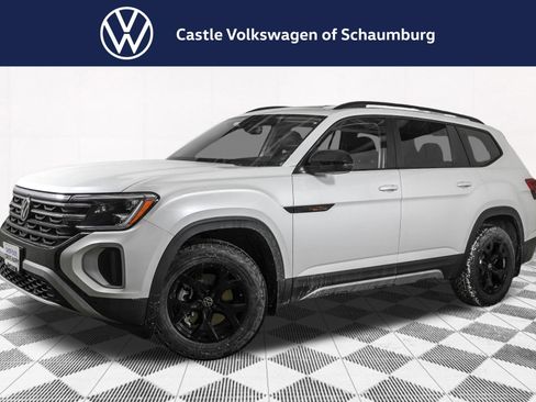 Used 2026 Volkswagen Atlas Peak Edition AWD/4WD image 1