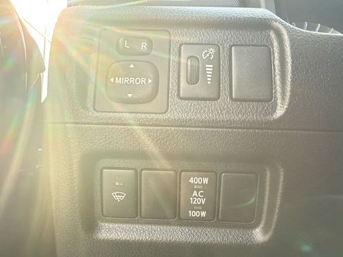 Used 2019 Toyota 4Runner TRD Off-Road AWD/4WD image 34