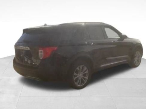Certified 2023 Ford Explorer XLT w/ Equipment Group 202A AWD/4WD image 10