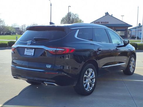 Used 2020 Buick Enclave Avenir w/ Avenir Technology Package image 4