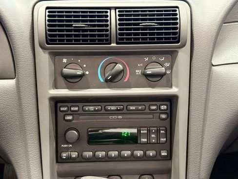 Used 2003 Ford Mustang GT RWD image 11
