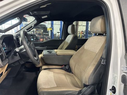 Used 2023 Ford F150 XLT image 12