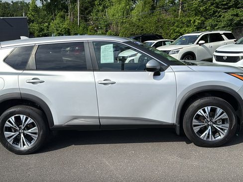 Certified 2022 Nissan Rogue SV AWD/4WD image 27