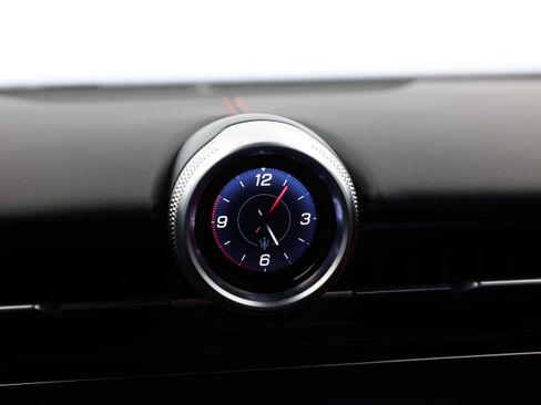 Used 2024 Maserati GranTurismo Trofeo image 42