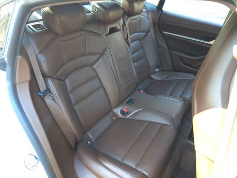 Used 2020 Porsche Taycan Turbo image 18