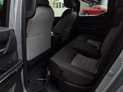 Certified 2025 Toyota Tacoma TRD Off-Road AWD/4WD image 19