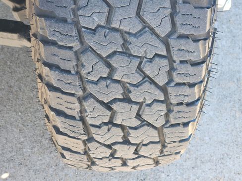 Used 2024 Ford F350 XLT w/ FX4 Off-Road Package image 12