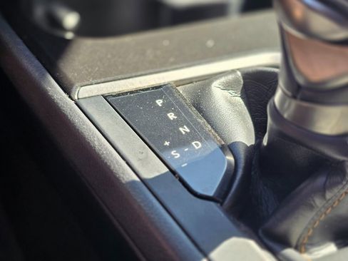 Used 2019 Lexus UX 250h AWD image 38