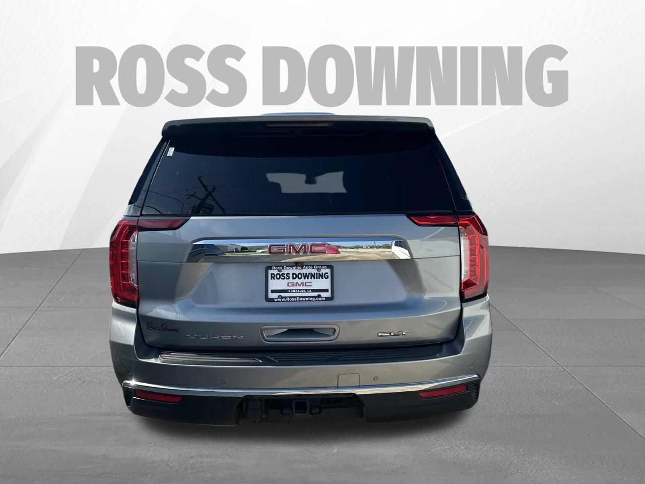 Used 2023 GMC Yukon XL SLT w/ SLT Premium Package RWD image 5