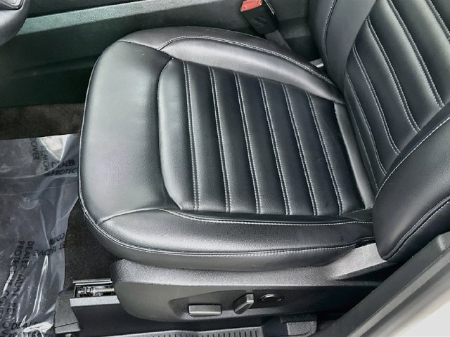 Used 2024 Ford Edge SEL w/ Convenience Package AWD/4WD image 16