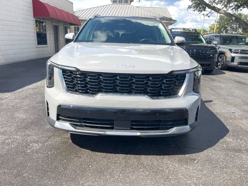 Used 2025 Kia Sorento S w/ Panoramic Sunroof Package FWD image 9