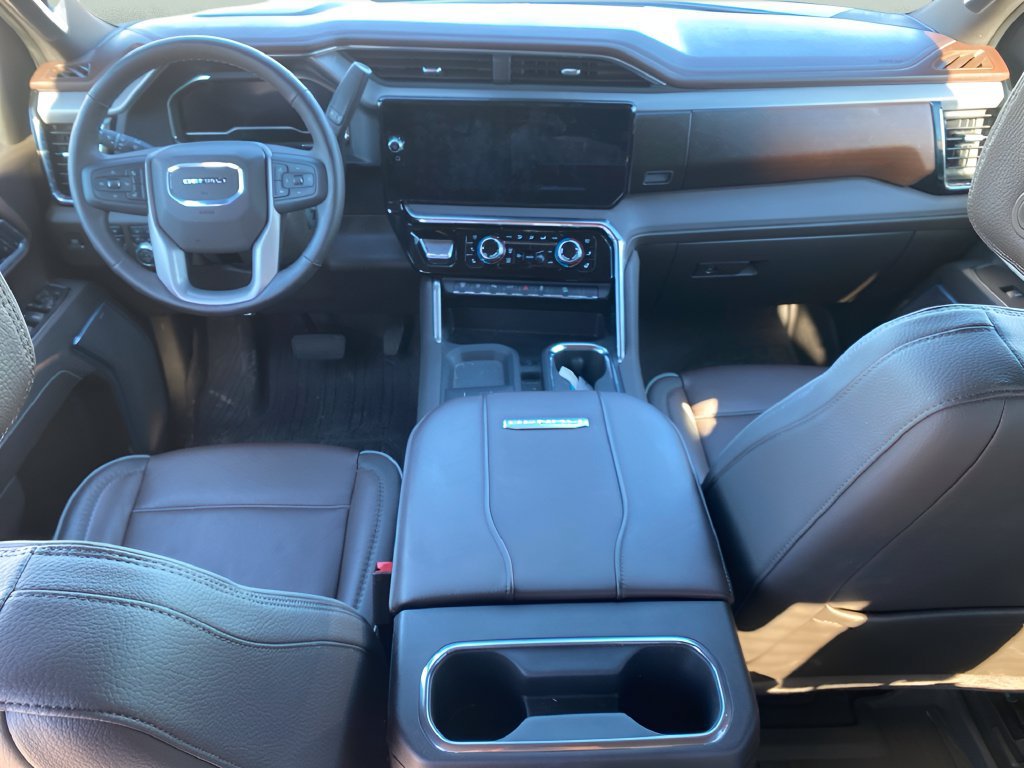 Used 2025 GMC Sierra 2500 Denali w/ Max Trailering Package AWD/4WD image 12