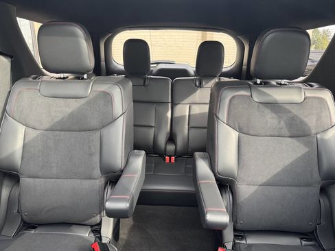 Used 2025 Ford Explorer ST image 21