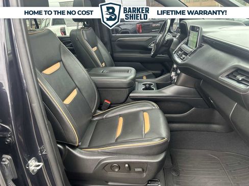 Used 2023 GMC Yukon AT4 w/ AT4 Premium Package AWD/4WD image 28