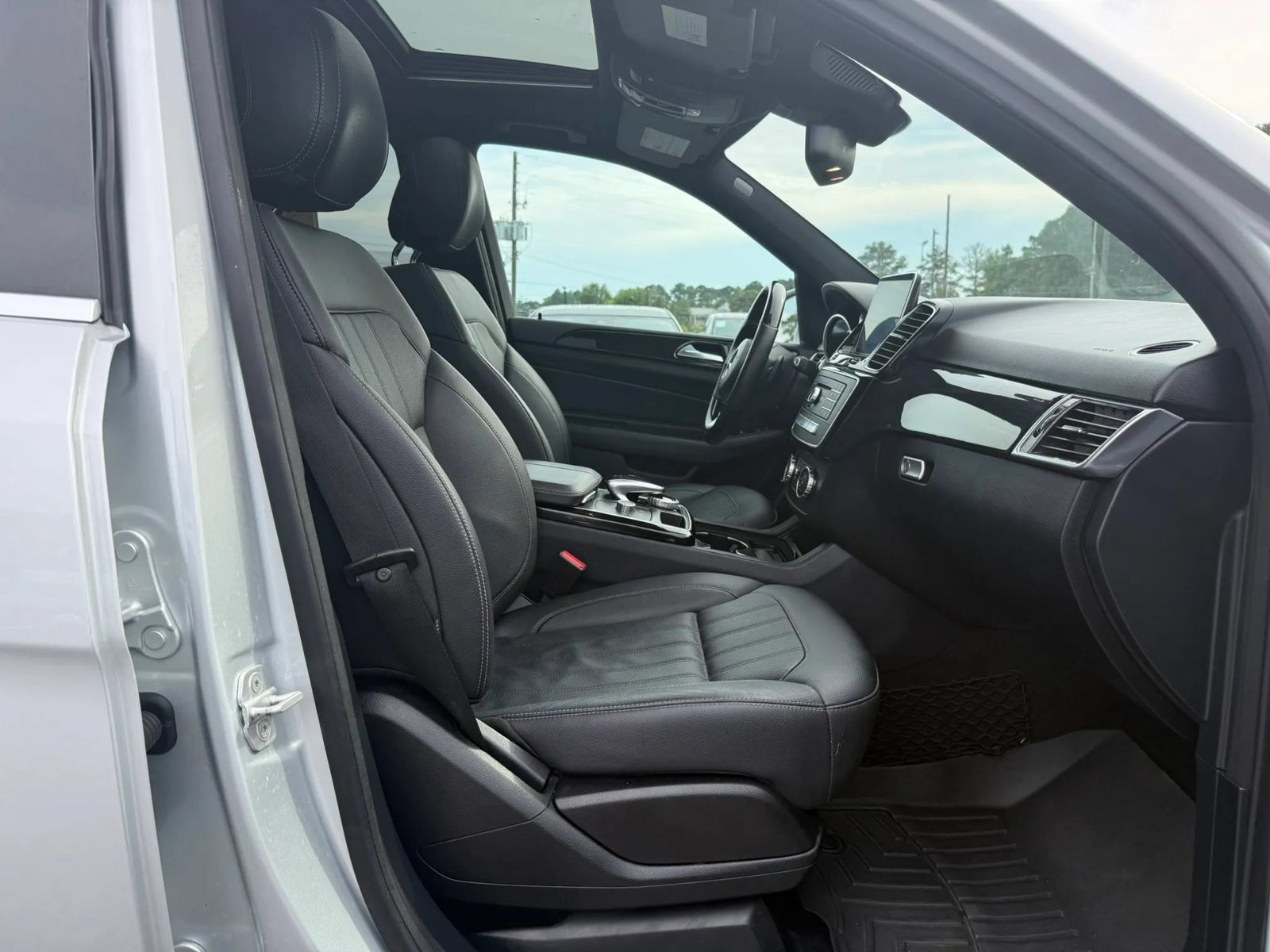 Used 2016 Mercedes-Benz GLE 350 image 12