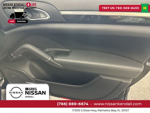 Used 2017 Porsche Cayenne Platinum Edition image 36