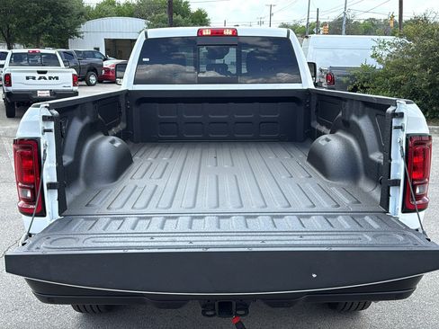 New 2026 RAM 2500 Tradesman AWD/4WD image 5