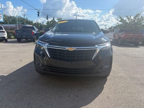 Used 2022 Chevrolet Equinox LS FWD image 2
