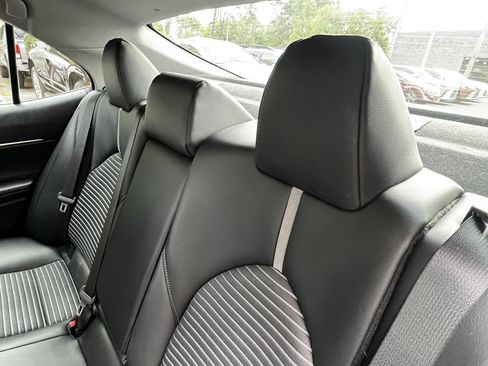 Used 2023 Toyota Camry SE image 34