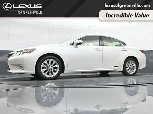 Used 2014 Lexus ES 300h w/ Luxury Package w/Bamboo Trim FWD image 41
