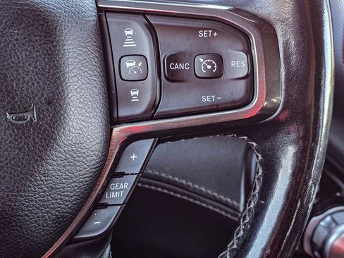 Used 2020 RAM 1500 Limited image 30