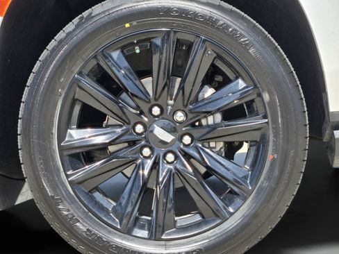 Used 2023 Cadillac Escalade Sport Platinum w/ LPO, Floor Liner Package AWD/4WD image 14
