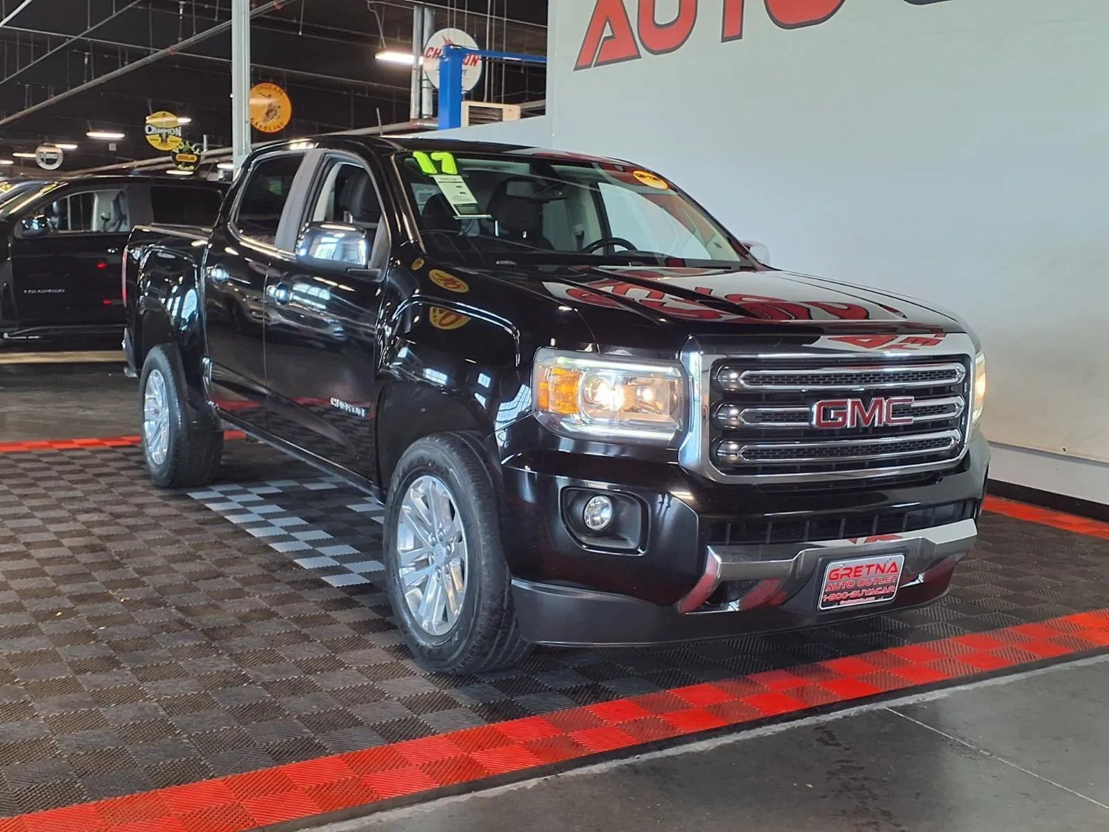 Used 2017 GMC Canyon SLT w/ Trailering Package AWD/4WD image 2