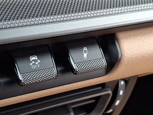 Used 2023 Porsche 911 Carrera image 22