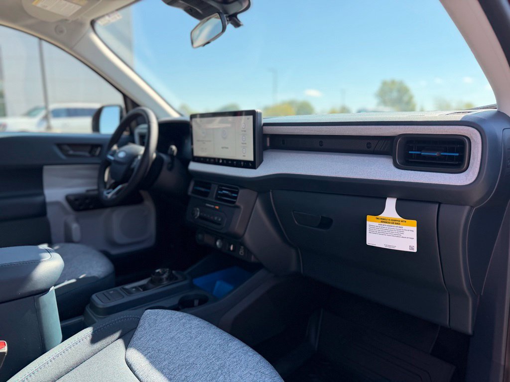 New 2026 Ford Maverick XLT w/ XLT Luxury Package FWD image 9