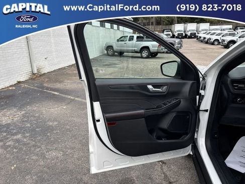 Certified 2024 Ford Escape ST-Line w/ Tech Pack #1 image 19