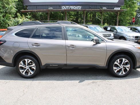 Used 2021 Subaru Outback Limited XT AWD/4WD image 6