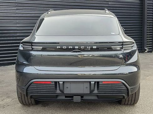 New 2025 Porsche Macan 4 Electric AWD/4WD image 6