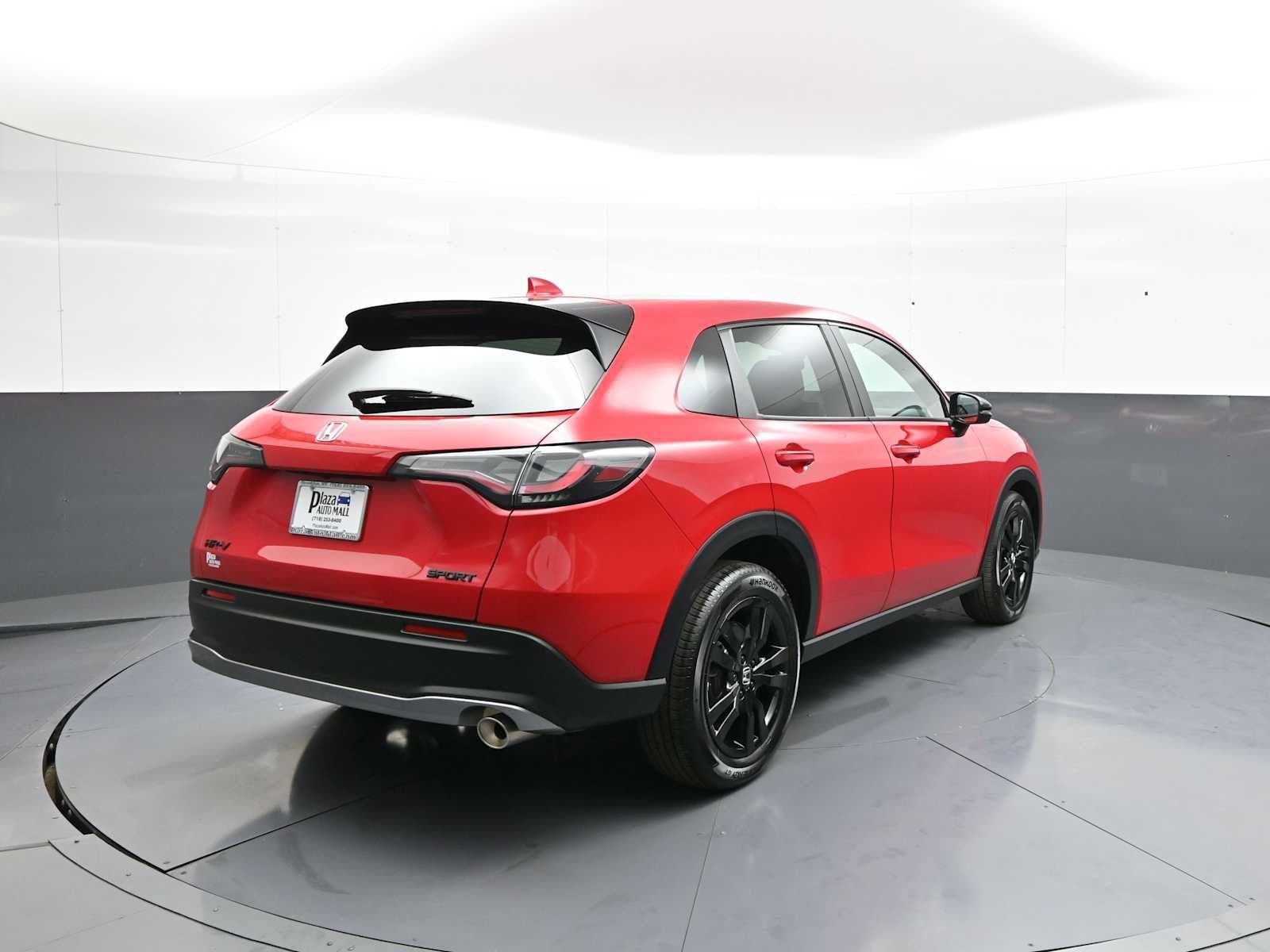 Certified 2026 Honda HR-V Sport image 6