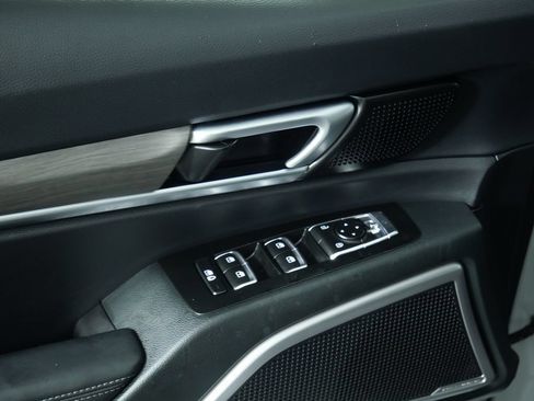 Used 2025 Kia Telluride AWD image 24