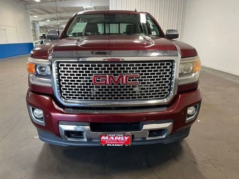 Used 2015 GMC Sierra 2500 Denali RWD image 8