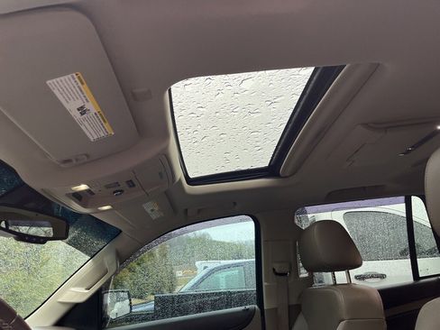 Used 2016 Chevrolet Tahoe LT image 7