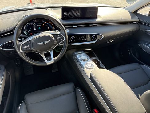 Used 2025 Genesis Electrified GV70 Advanced w/ Prestige Package image 19