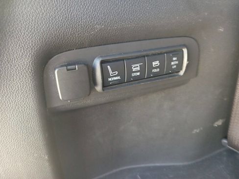 Used 2013 Ford Explorer Limited image 15