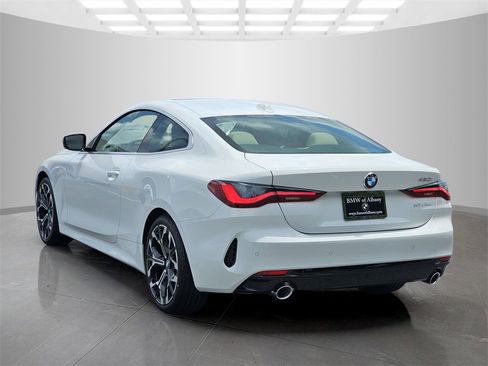 Used 2026 BMW 430i Coupe w/ Convenience Package image 4