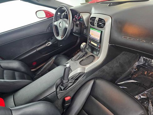 Used 2007 Chevrolet Corvette Convertible w/ Preferred Equipment Group image 11