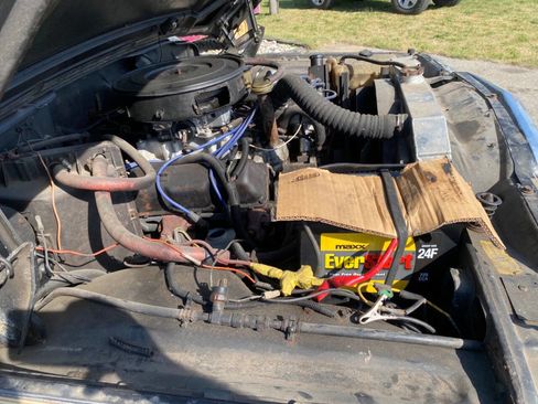 Used 1989 Jeep Grand Wagoneer AWD/4WD image 15