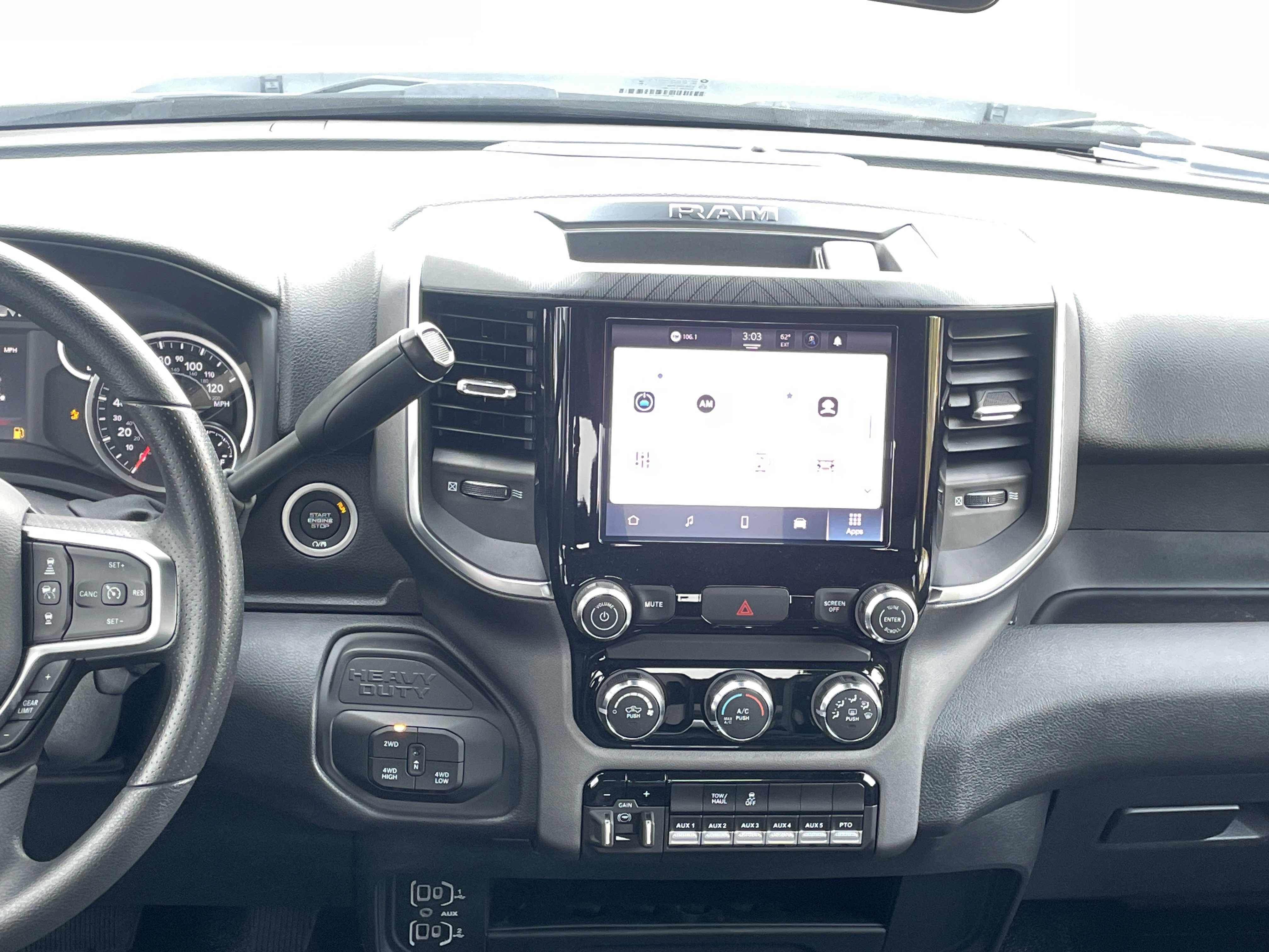 Used 2025 RAM 3500 Big Horn AWD/4WD image 26