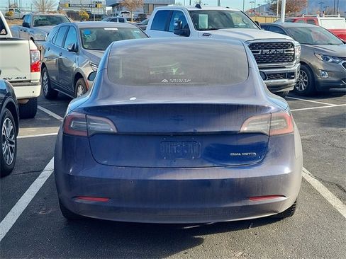 Used 2018 Tesla Model 3 Long Range image 9