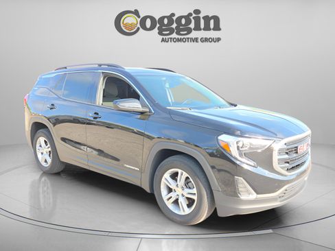 Used 2020 GMC Terrain SLE w/ Driver Convenience Package image 7