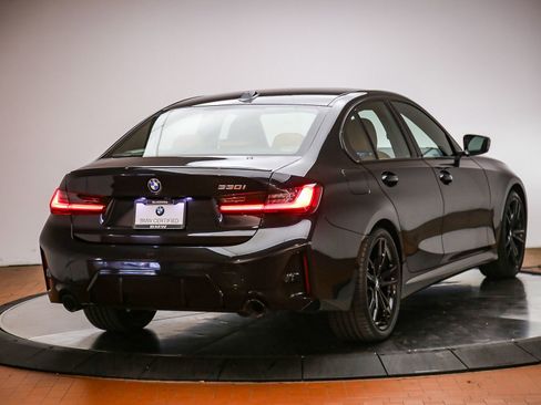 Certified 2023 BMW 330i Sedan w/ M Sport Package RWD image 5